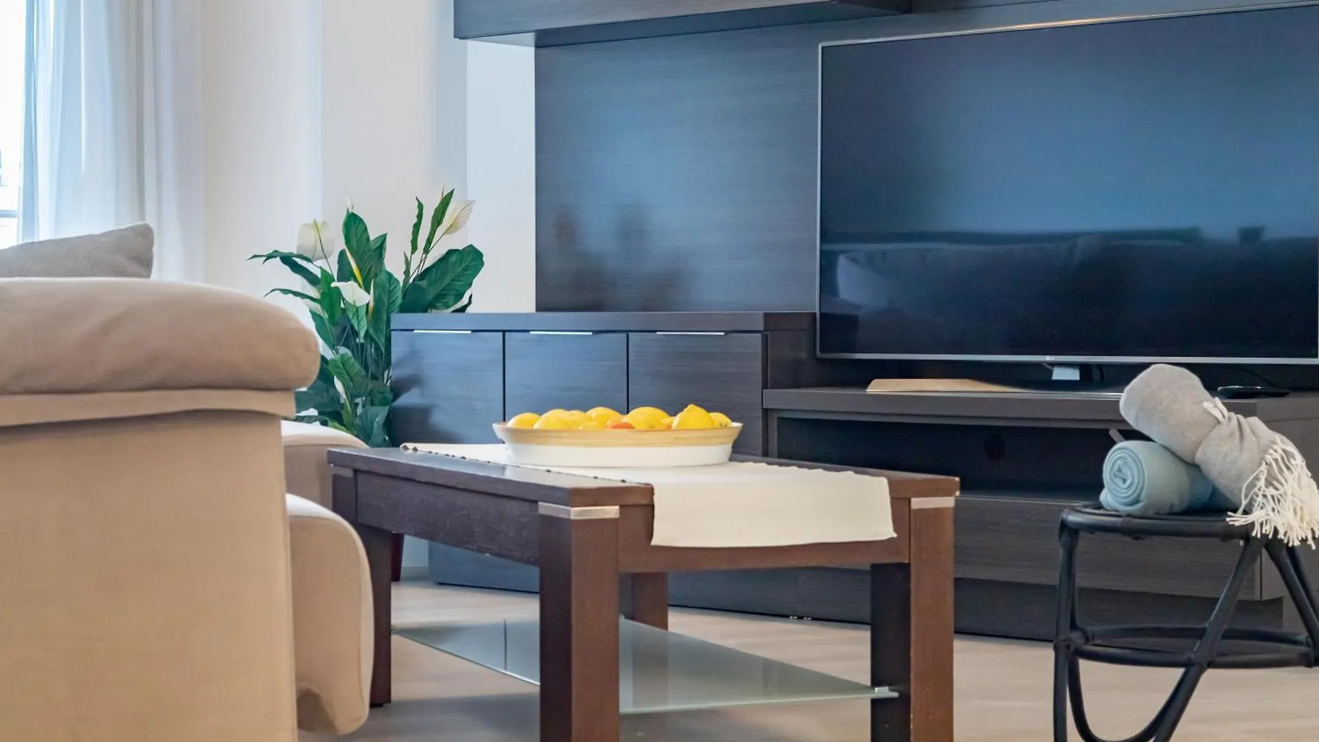 Barquilla Apartment - Kura Homes Marbella